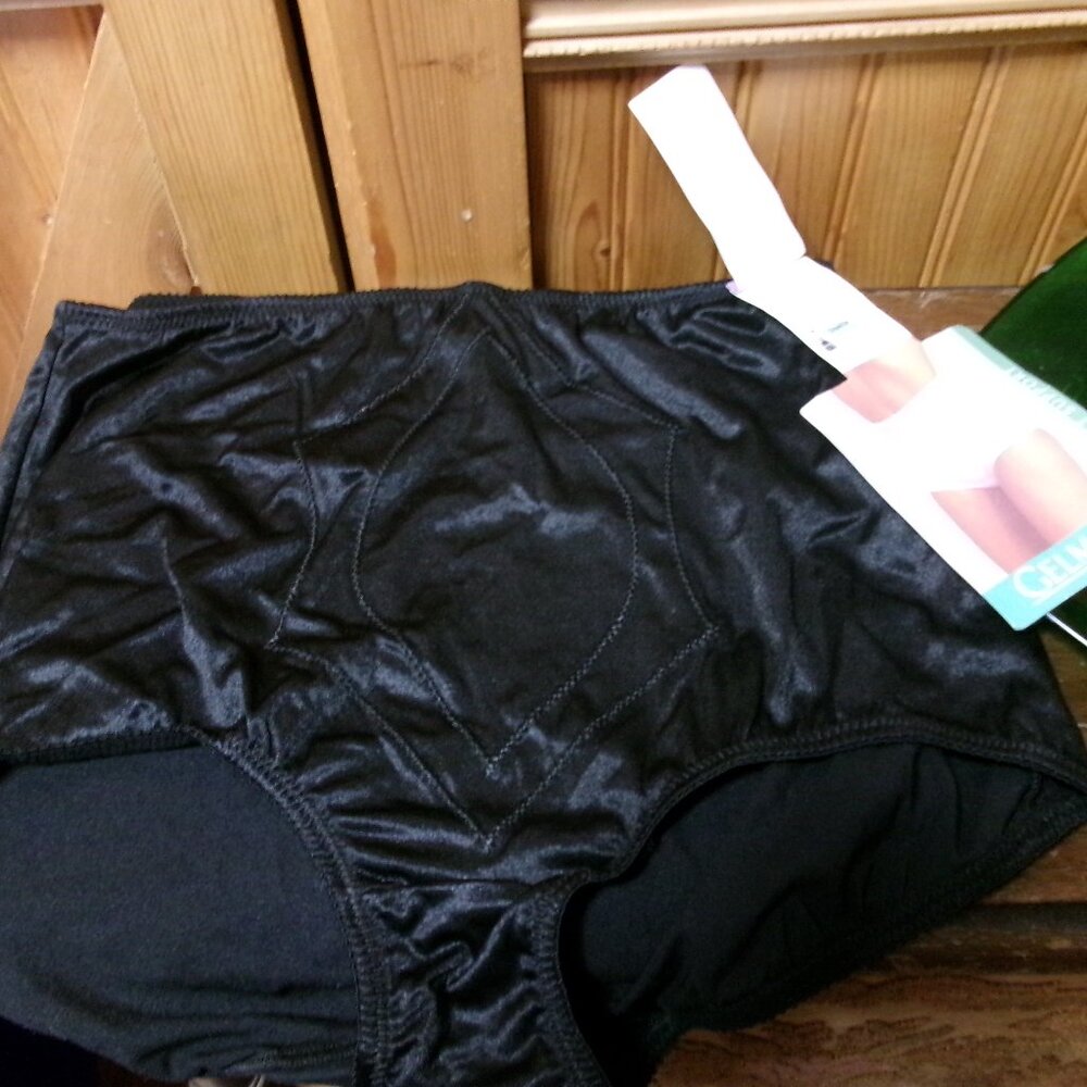 Black Gelmart support undergarmet NWT xxl